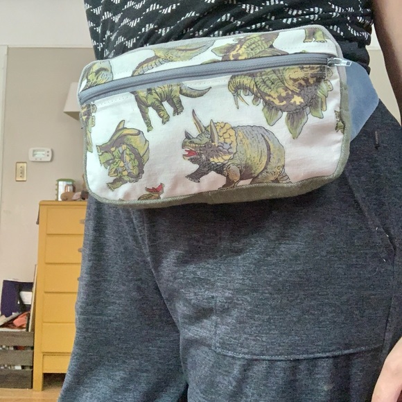 Dinosaur Fanny Pack - Picture 3 of 7